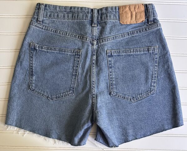 H&M MAMA Jean Shorts - Image 3