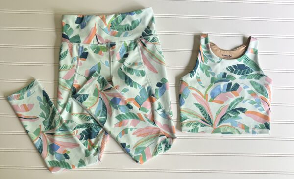 Old Navy Active Tropical Print Set