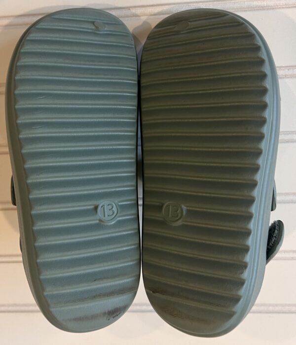 Art Class Green Sandals - Image 2