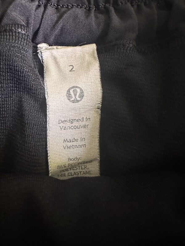 Lululemon Hotty Hot Shorts - Image 3