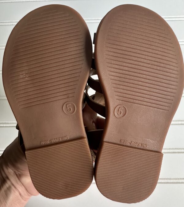 Gap Sandals - Image 2