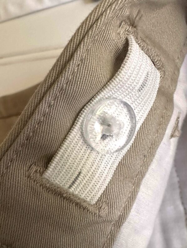 Vineyard Vines Khaki Shorts - Image 3