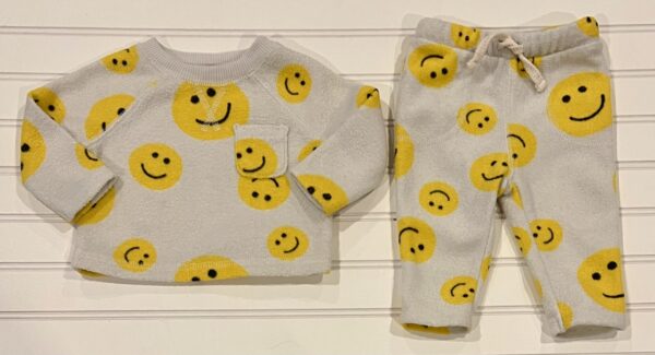 Old Navy Smiley Face Set