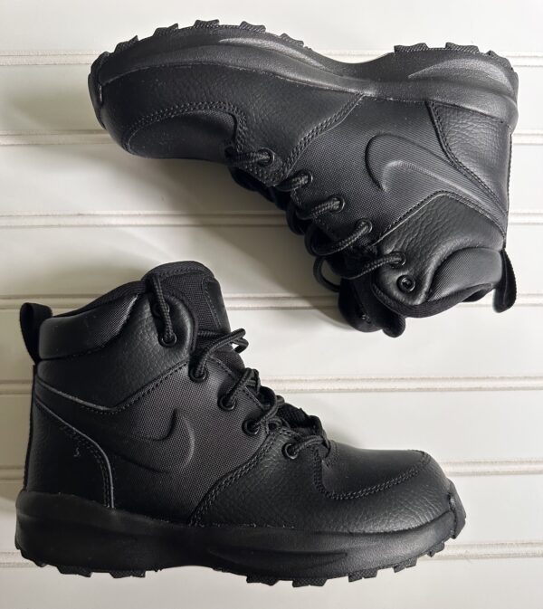Nike Lil’ Monoa Sneakers