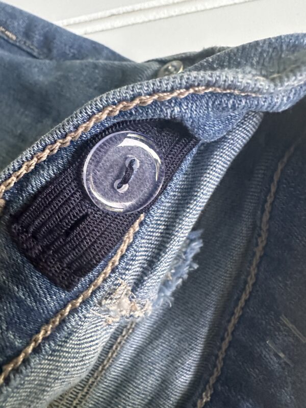 DL1961 Jeans - Image 2