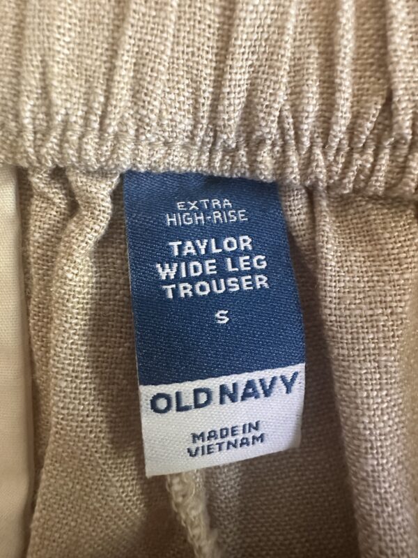 Old Navy Taylor Wide Leg Linen Trouser - Image 2